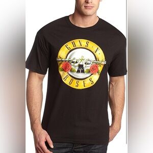 NWT GUNS N ROSES TEE SHIRT